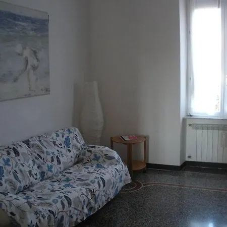 Confortevole A 3 Minuti Dal Mare דירה ספוטורנו